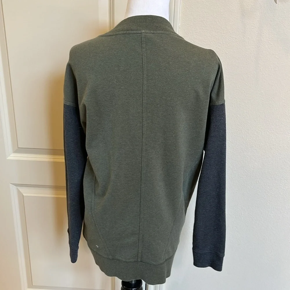 Lululemon Jacket - Picture 5 of 11